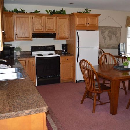Rocky Acre Farm Bed & Breakfast Mount Joy Екстериор снимка