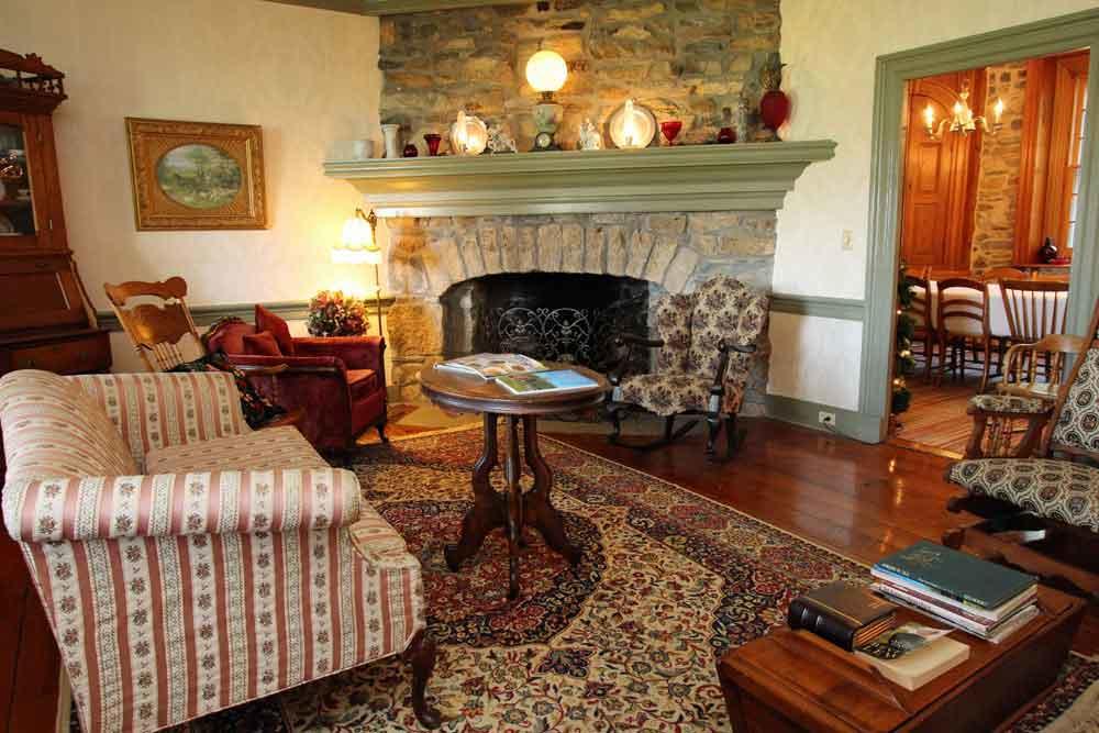 Rocky Acre Farm Bed & Breakfast Mount Joy Екстериор снимка